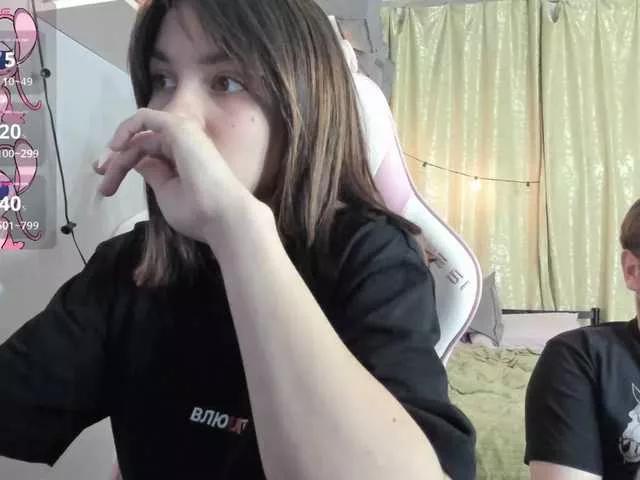 lissazmark2 from BongaCams