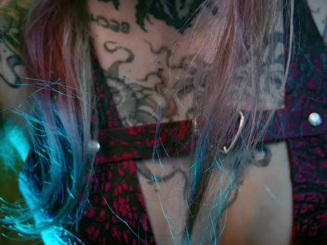 Offline LittleSpaceMouse- on BongaCams