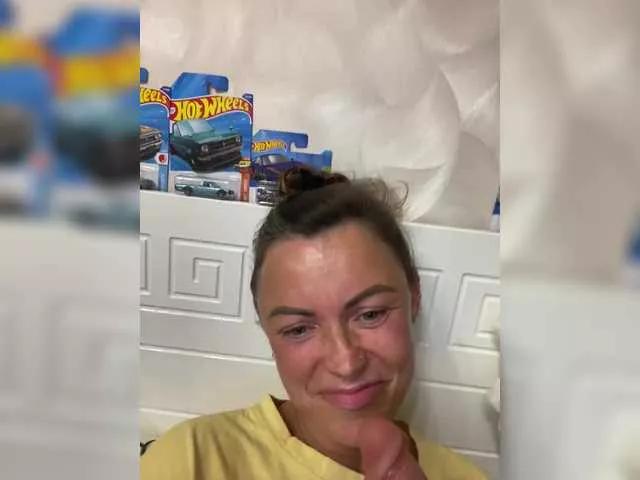 Liziantus from BongaCams