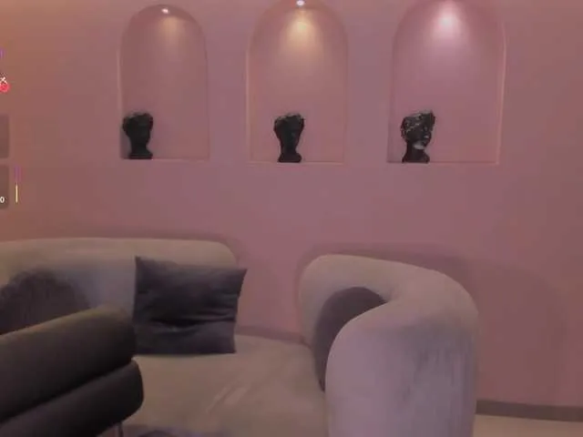 Offline LizzCooper on BongaCams