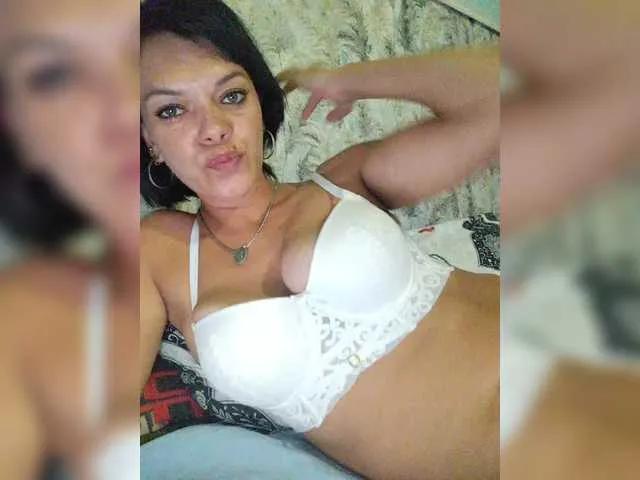Lois-Lorrie from BongaCams is Freechat