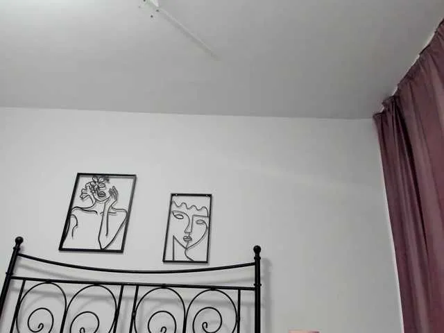 Offline lollavibes on BongaCams