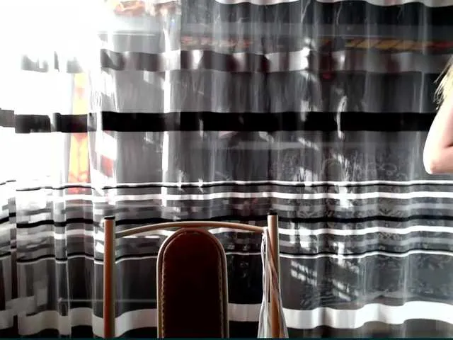 Offline Lollifoxy on BongaCams