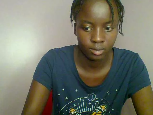 Offline Lovelychoco on BongaCams