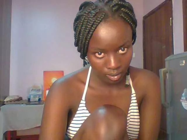 Offline Lovelychoco on BongaCams