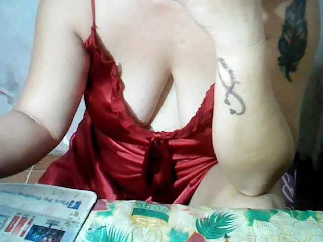 Offline lovelylovelybabexx on BongaCams