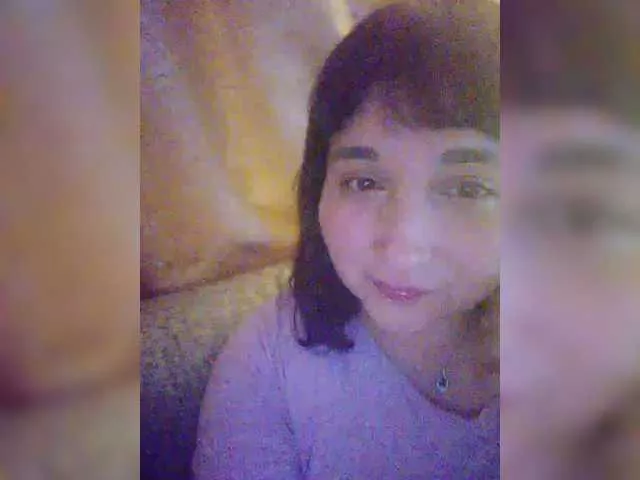 Offline Lubov95 on BongaCams