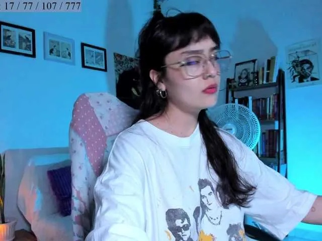 Offline Luci--ana on BongaCams