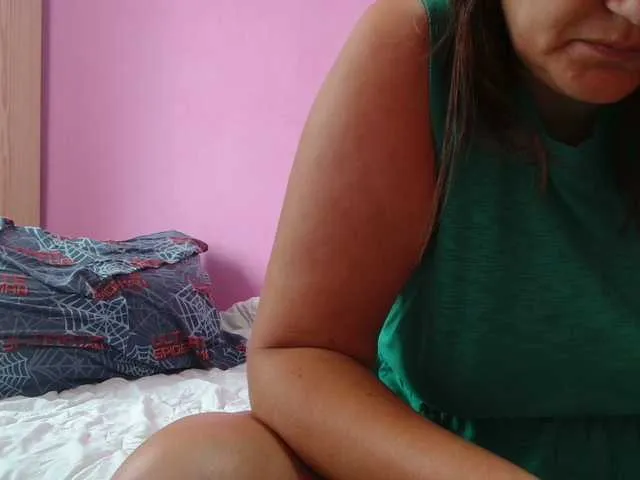 Offline Luci22 on BongaCams