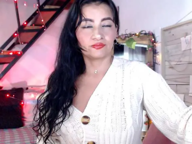 Freechat lunasky83 on BongaCams