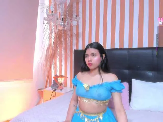 Freechat LunaToledo on BongaCams