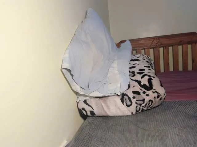 Offline LureNoir24 on BongaCams