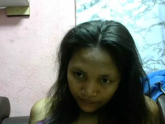 Offline Lutricia on BongaCams