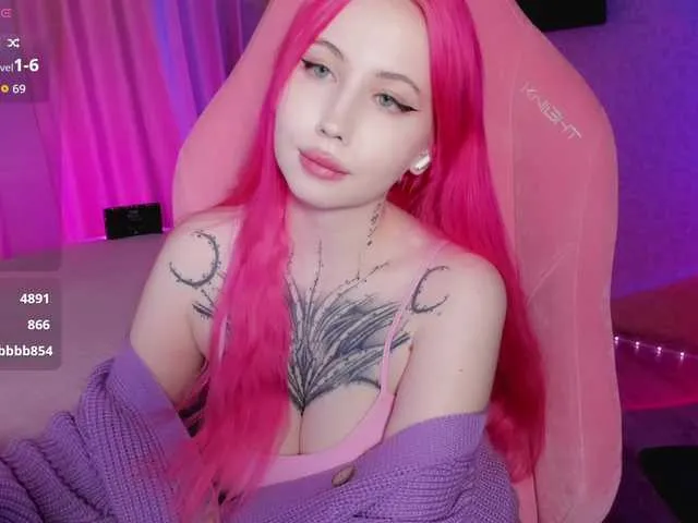 Offline luvsoak on BongaCams