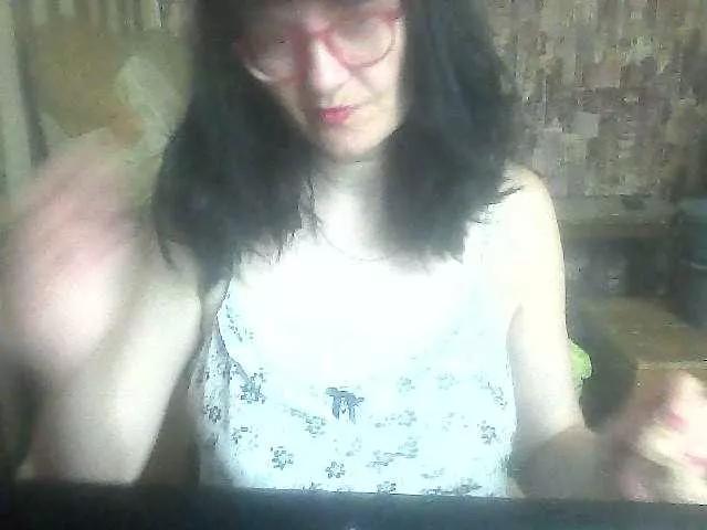 LynnYana from BongaCams