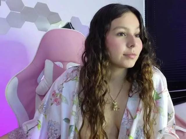 Maca-xtone from BongaCams