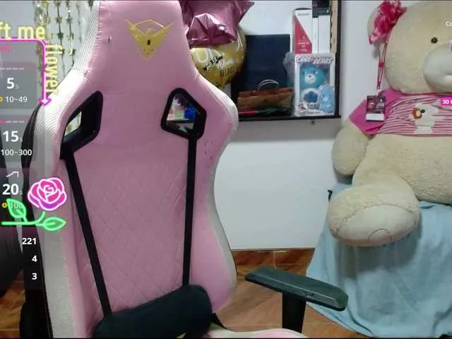 Offline Maggie-Fox on BongaCams