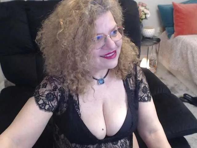 maggiemilff68 from BongaCams