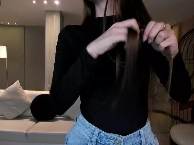 MaiaCollins1 from BongaCams