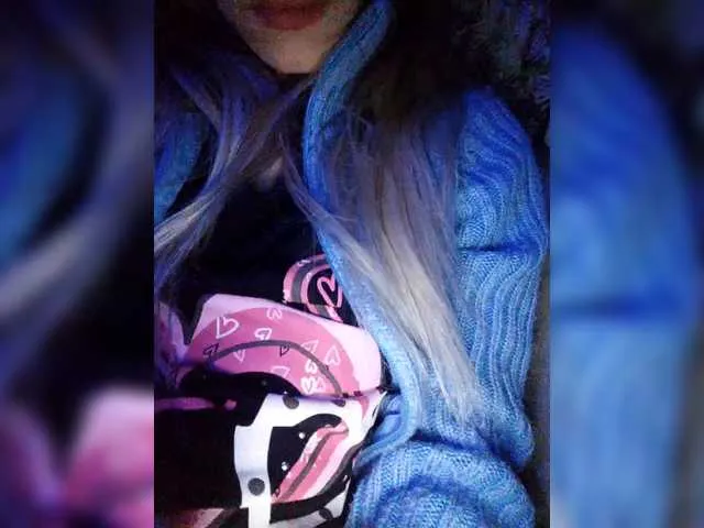 Malaya-kiss on BongaCams