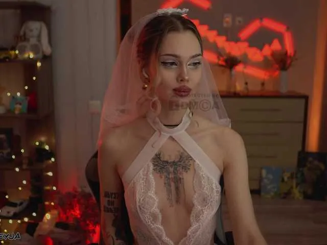 Offline ManiFreyja on BongaCams