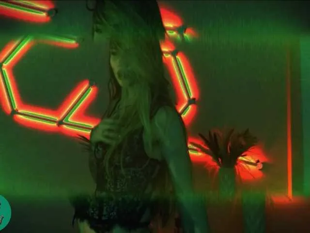 Offline ManiFreyja on BongaCams