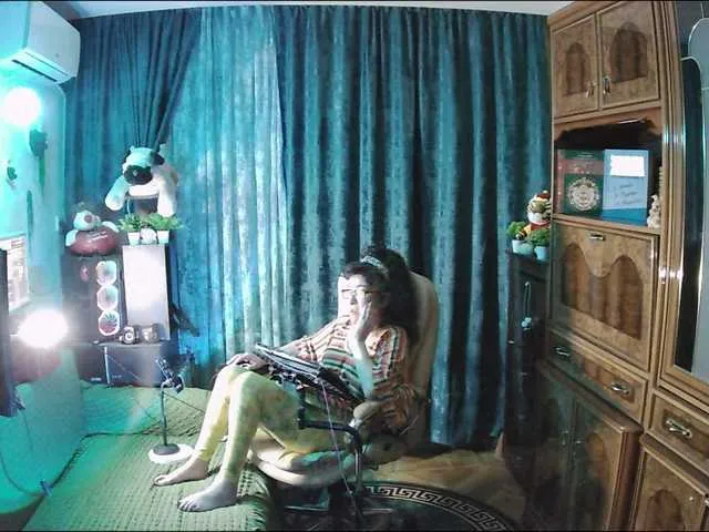 Freechat Margarita33 on BongaCams