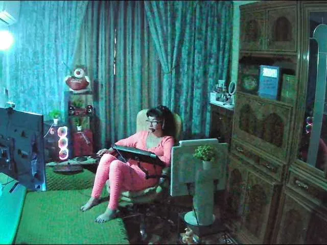 Freechat Margarita33 on BongaCams