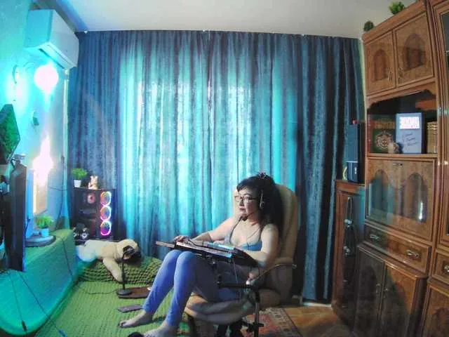 Freechat Margarita33 on BongaCams