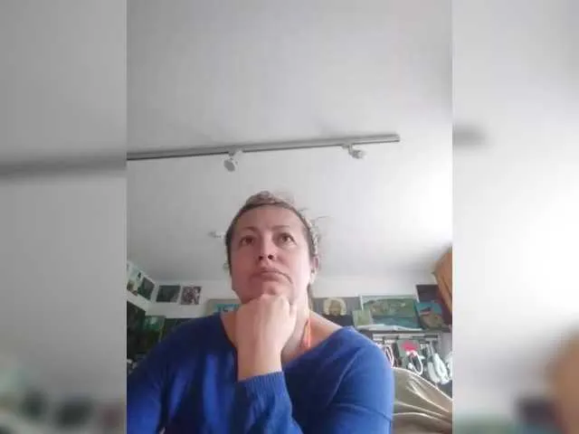 Offline MariaAnaDei on BongaCams