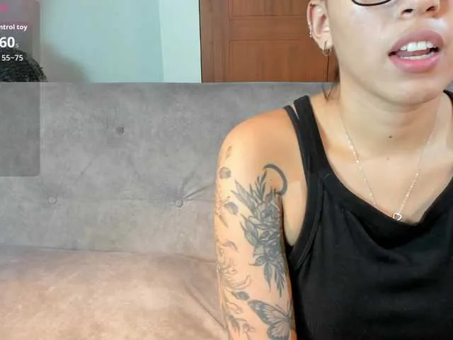 Freechat MariaFoxx on BongaCams