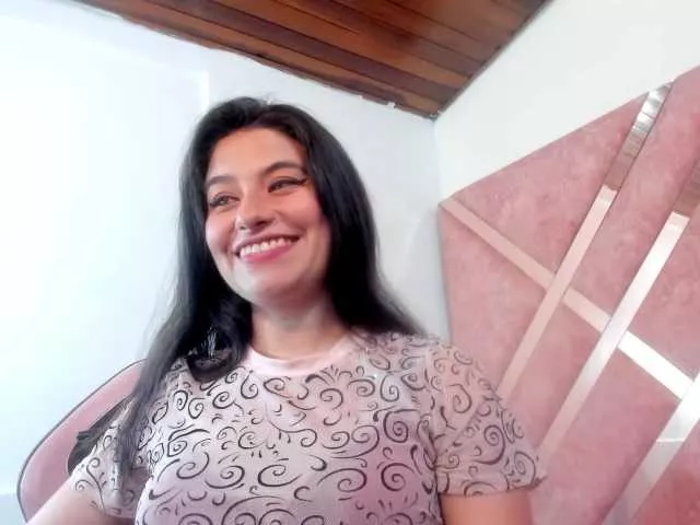 Offline Mariana01 on BongaCams