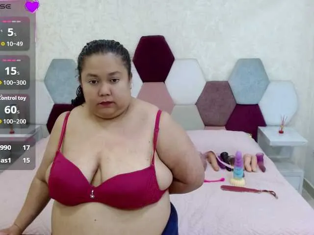 Offline marianabbw on BongaCams