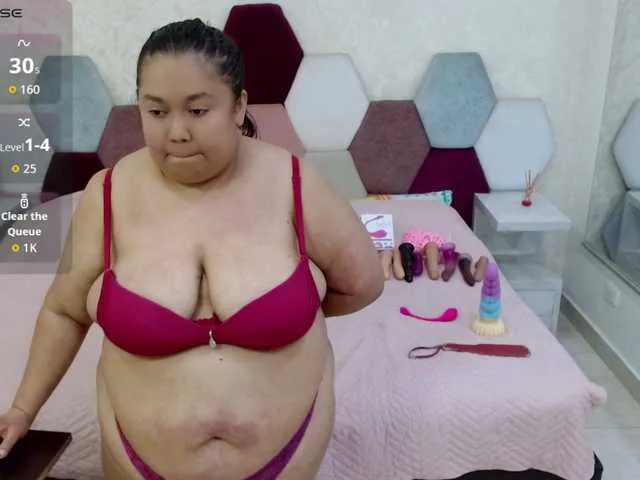 Offline marianabbw on BongaCams