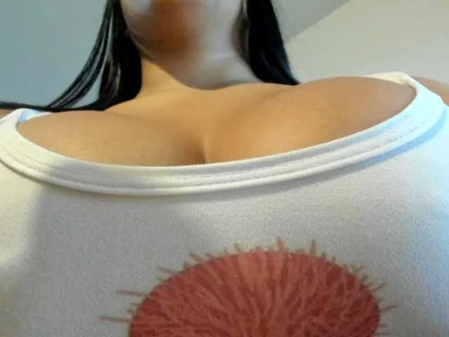 Offline Marianadeepthoat on BongaCams