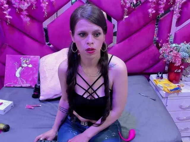 Offline MarianaThompson on BongaCams