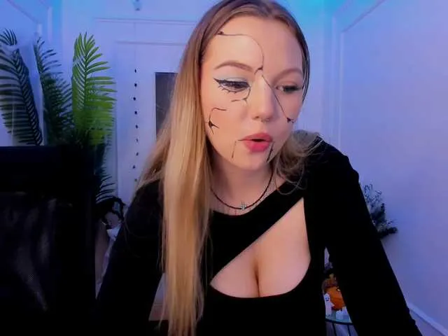 Offline MariaRobinson on BongaCams