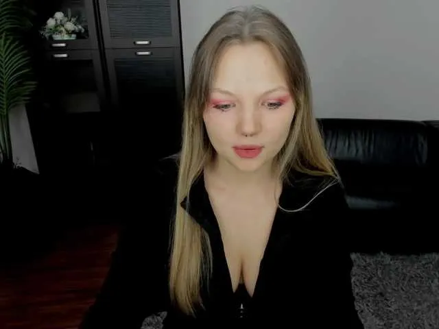 Offline MariaRobinson on BongaCams