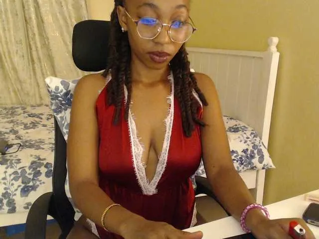 Offline Mariewana on BongaCams