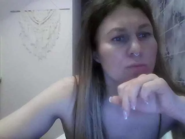 Offline MarinaFit on BongaCams