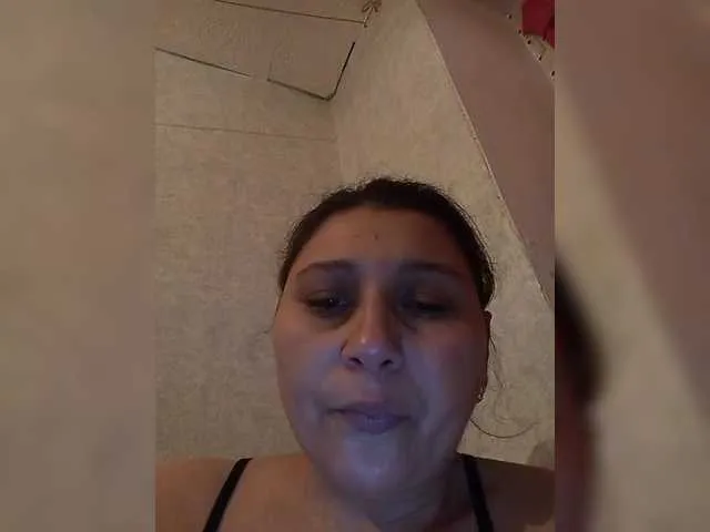 Offline MaryHopkins on BongaCams