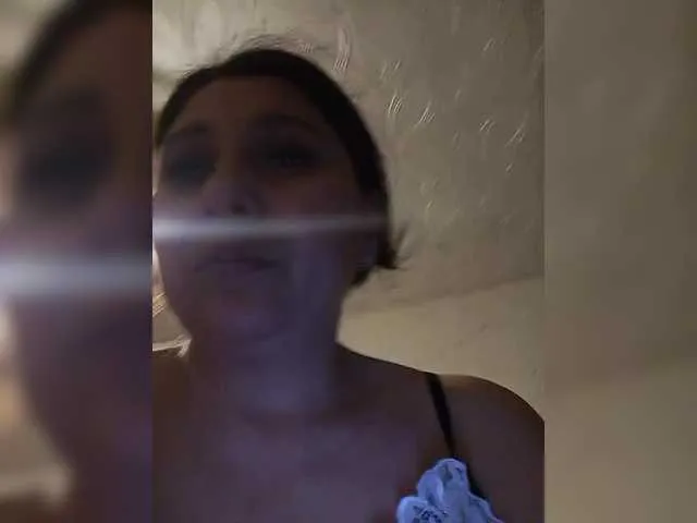 Offline MaryHopkins on BongaCams