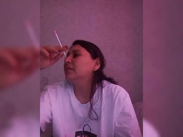 Offline MaryHopkins on BongaCams