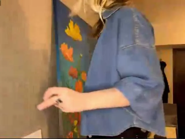 Offline MaryjaneMacdougal on BongaCams