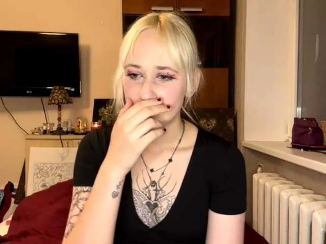 Offline MaryjaneMacdougal on BongaCams