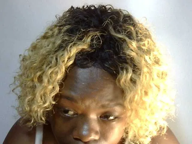 Offline May-sexy on BongaCams