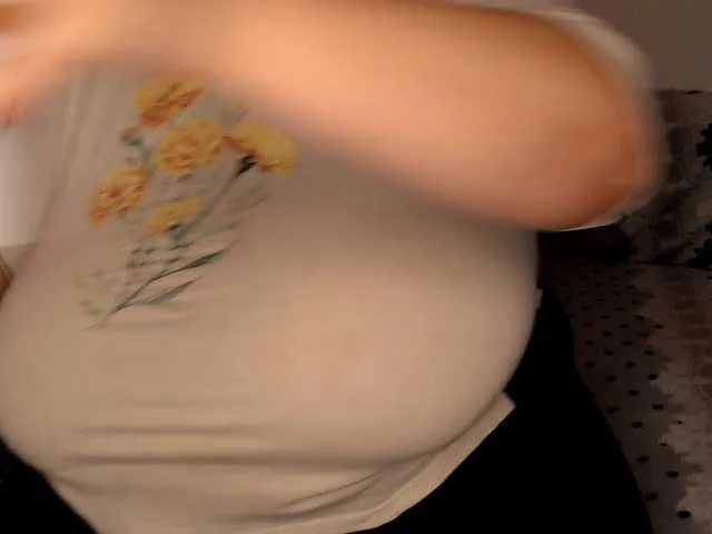 Offline Mayabigtitss on BongaCams