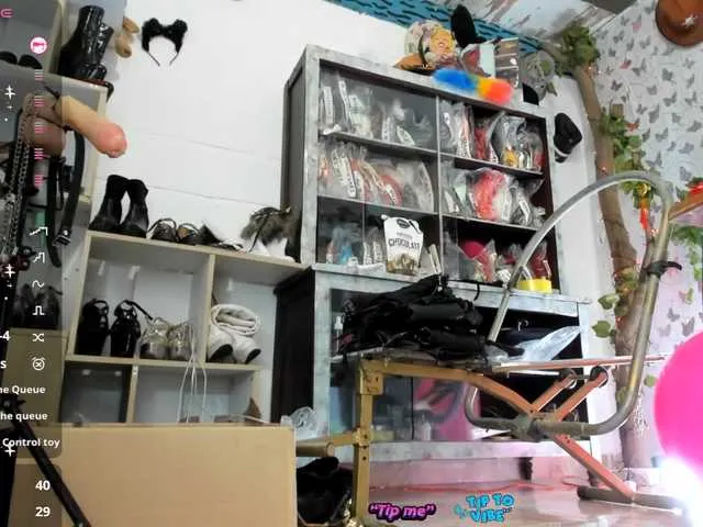 Offline megan-grace on BongaCams