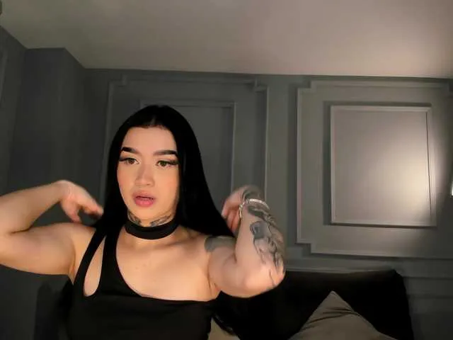 Freechat MeganCross on BongaCams