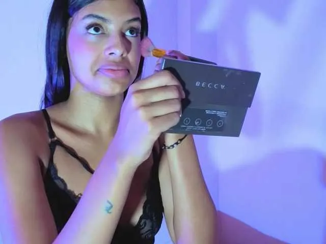 Offline MelissaLux on BongaCams